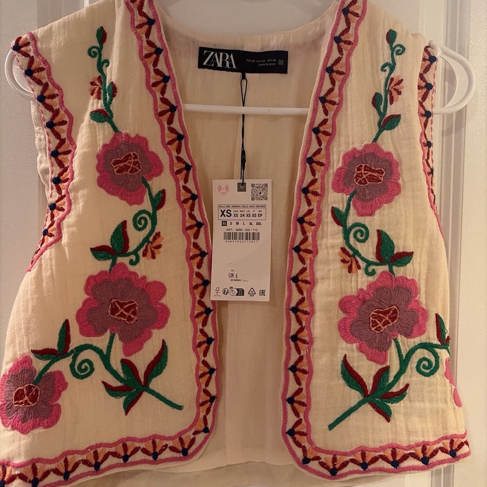 NOT FOR SALE Zara Cream Vest with Pink and Green Embroidery - Picture 2 of 4